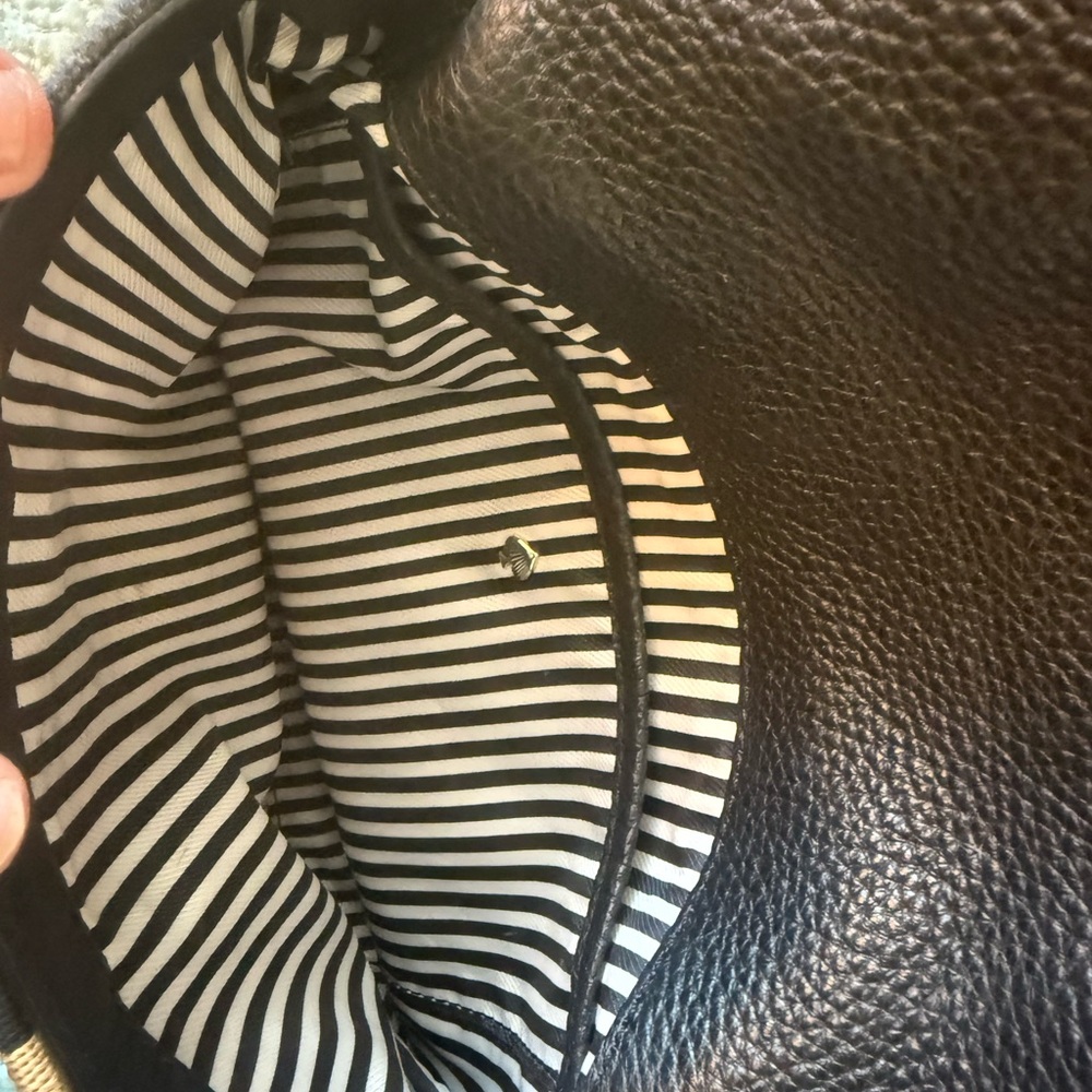 Kate Spade Crossbody - Picture 5 of 6